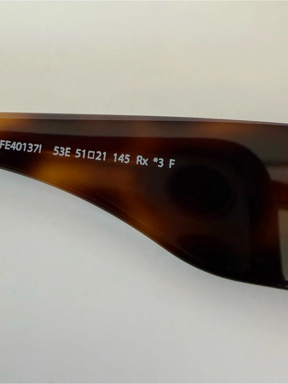 NEW!!! Fendi women oversized sunglasses FE40137I 53E Authentic